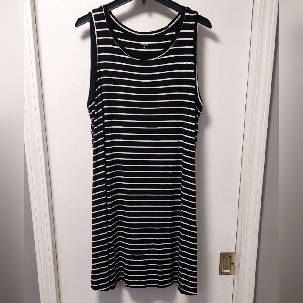 A.N.A. A NEW APPROACH Black and White Striped Sleeveless Tank Dress